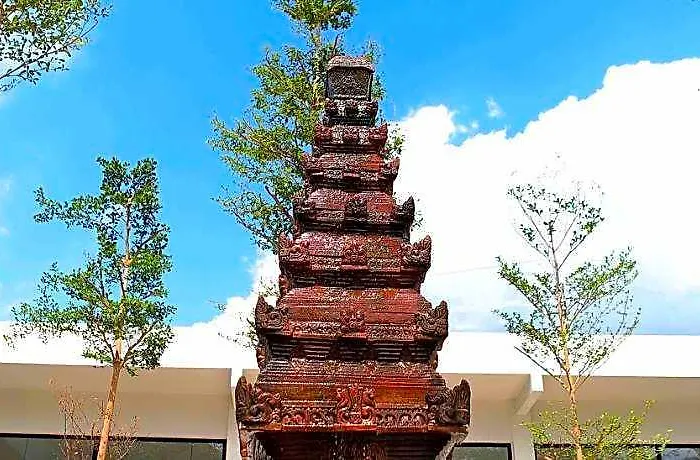 Lovinalife & Cafe Hotel Lovina (Bali)