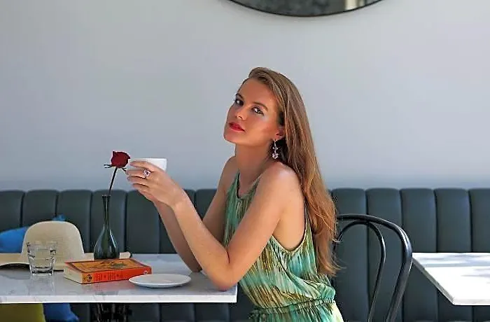 Lovinalife & Cafe 3*
