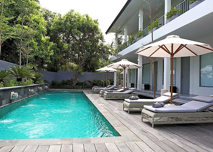 Lovinalife & Cafe Hotel Lovina (Bali)